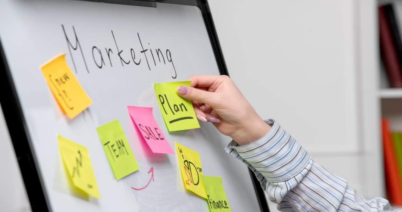 Endomarketing
